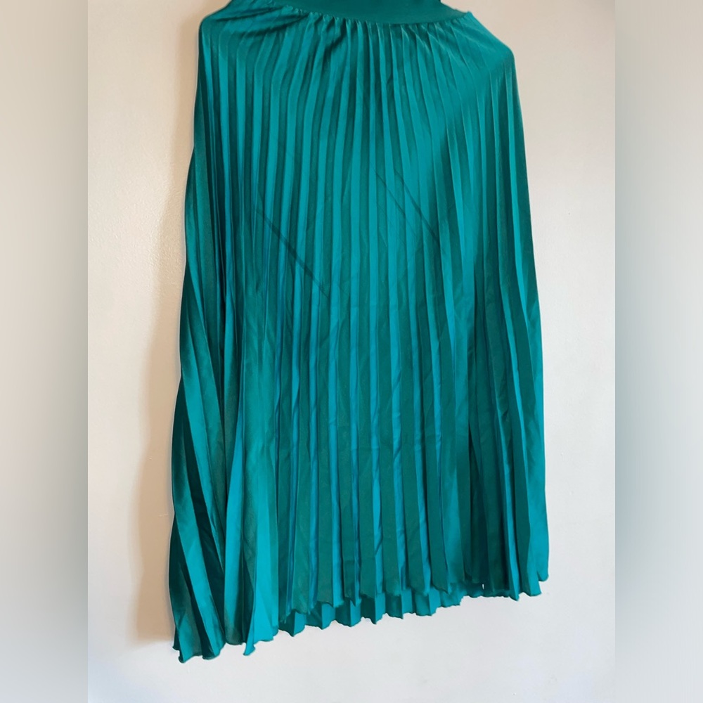 Zara pleated skirt